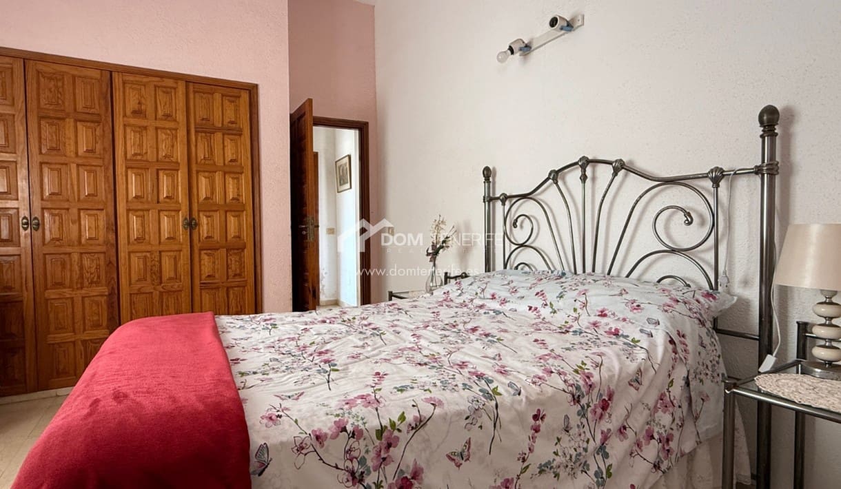 3 quarto Moradia para venda em Amarilla Golf com piscina garagem - 679 000 € (Ref: 9914885)