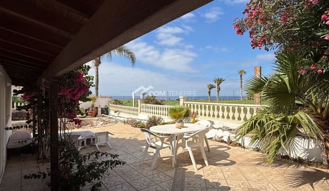 3 quarto Moradia para venda em Amarilla Golf, San Miguel de Abona com piscina garagem - 679 000 € (Ref: 9914885)