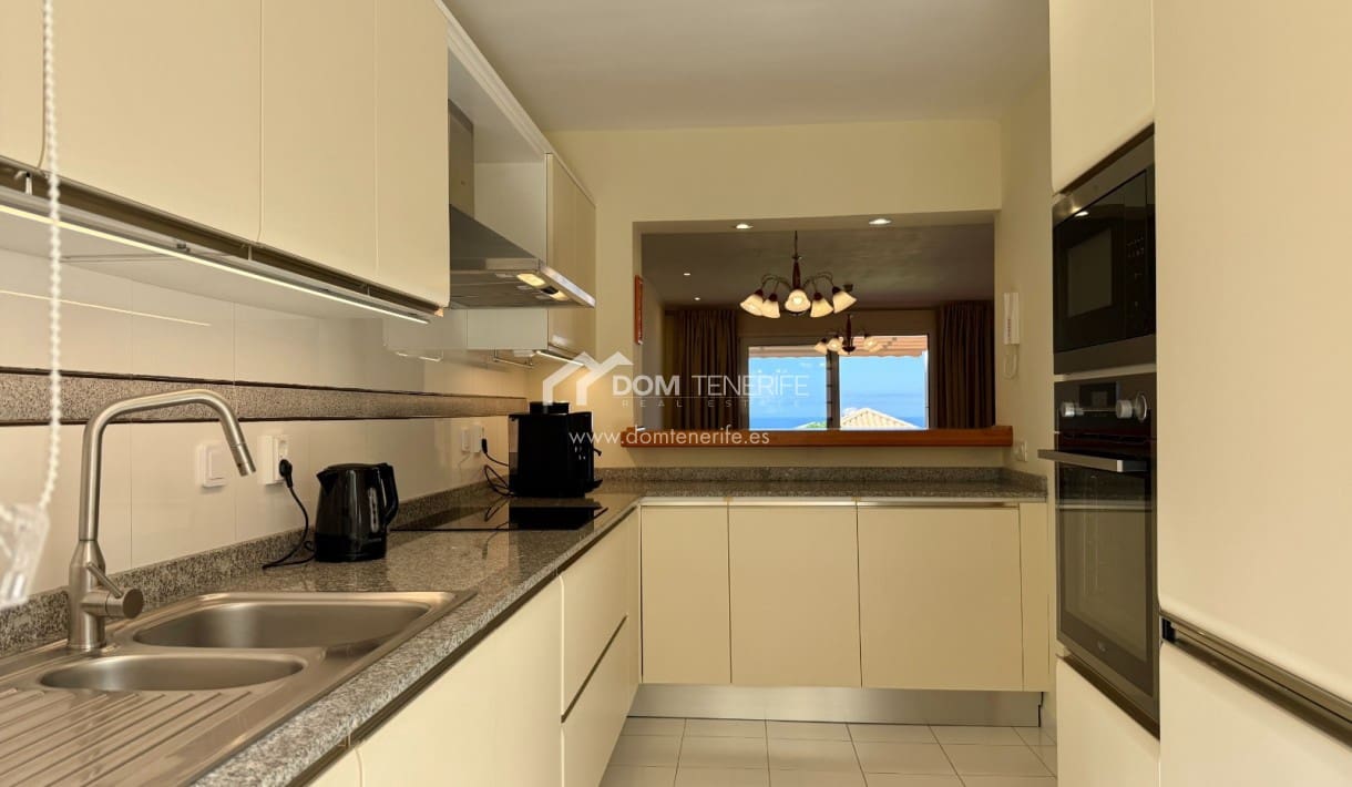 2 chambre Villa/Maison Semi-Mitoyenne à vendre à La Caleta Adeje avec piscine garage - 1 280 000 € (Ref: 9919035)