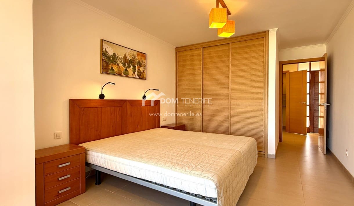 2 chambre Villa/Maison Semi-Mitoyenne à vendre à La Caleta Adeje avec piscine garage - 1 280 000 € (Ref: 9919035)