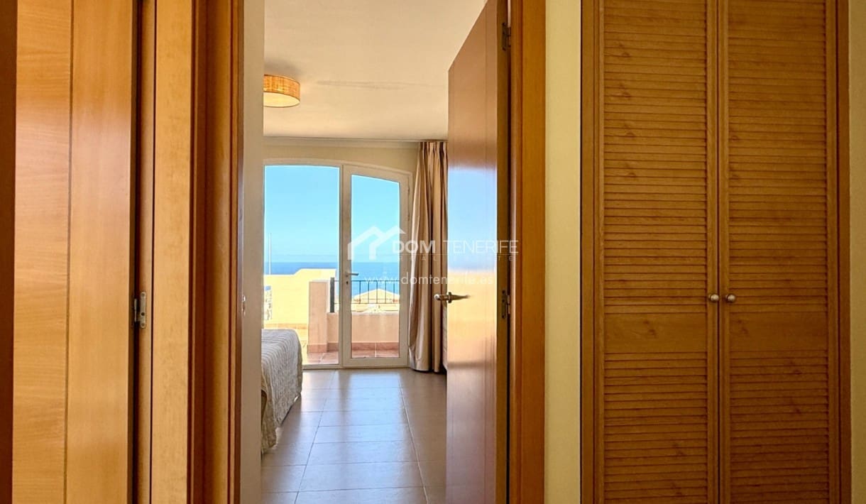2 chambre Villa/Maison Semi-Mitoyenne à vendre à La Caleta Adeje avec piscine garage - 1 280 000 € (Ref: 9919035)