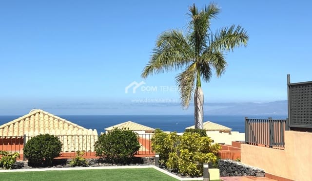 2 chambre Villa/Maison Semi-Mitoyenne à vendre à La Caleta Adeje, Adeje avec piscine garage - 1 280 000 € (Ref: 9919035)