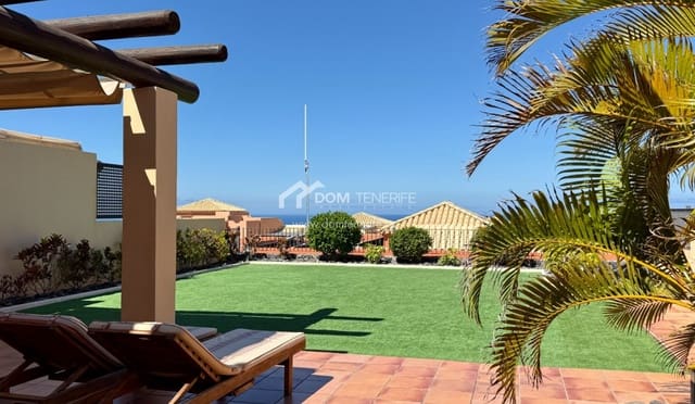2 chambre Villa/Maison Semi-Mitoyenne à vendre à La Caleta Adeje, Adeje avec piscine garage - 1 280 000 € (Ref: 9919035)