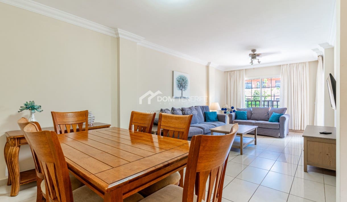 3 bedroom Apartment for sale in Playa del Duque with pool - € 895,000 (Ref: 9932666)