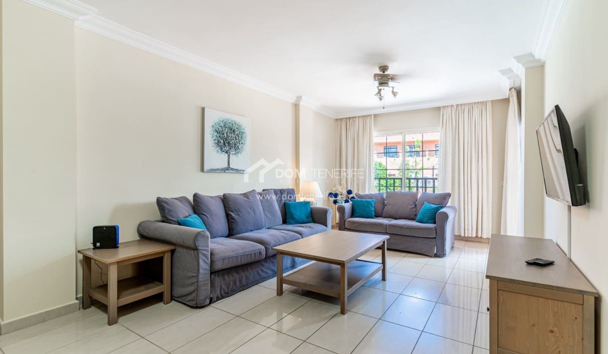 3 bedroom Apartment for sale in Playa del Duque with pool - € 895,000 (Ref: 9932666)
