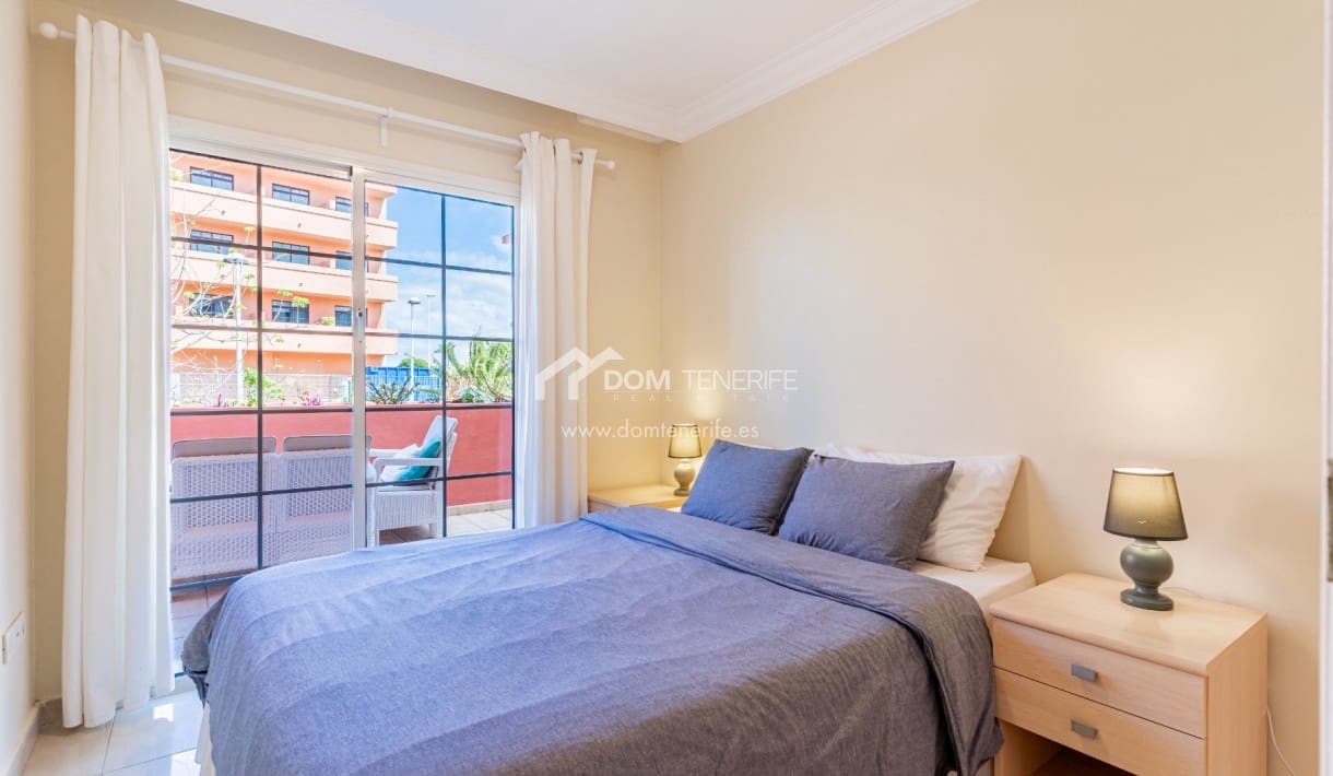 3 bedroom Apartment for sale in Playa del Duque with pool - € 895,000 (Ref: 9932666)