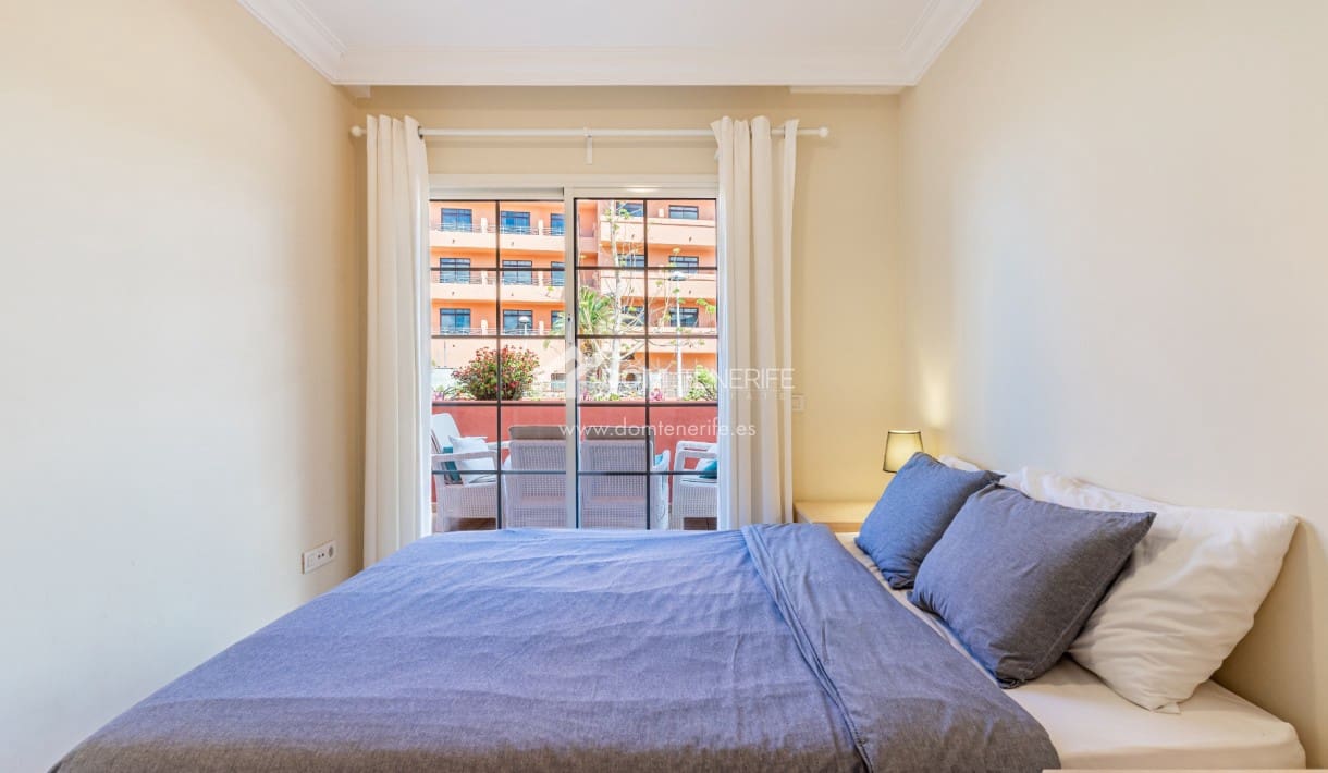 3 bedroom Apartment for sale in Playa del Duque with pool - € 895,000 (Ref: 9932666)