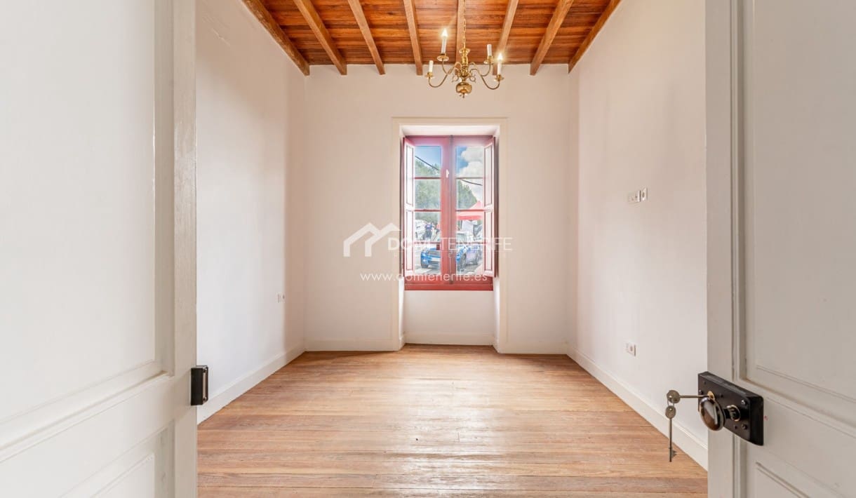 8 soveværelse Finca/Landehus til salg i San Miguel de Abona - € 1.000.050 (Ref: 9942861)