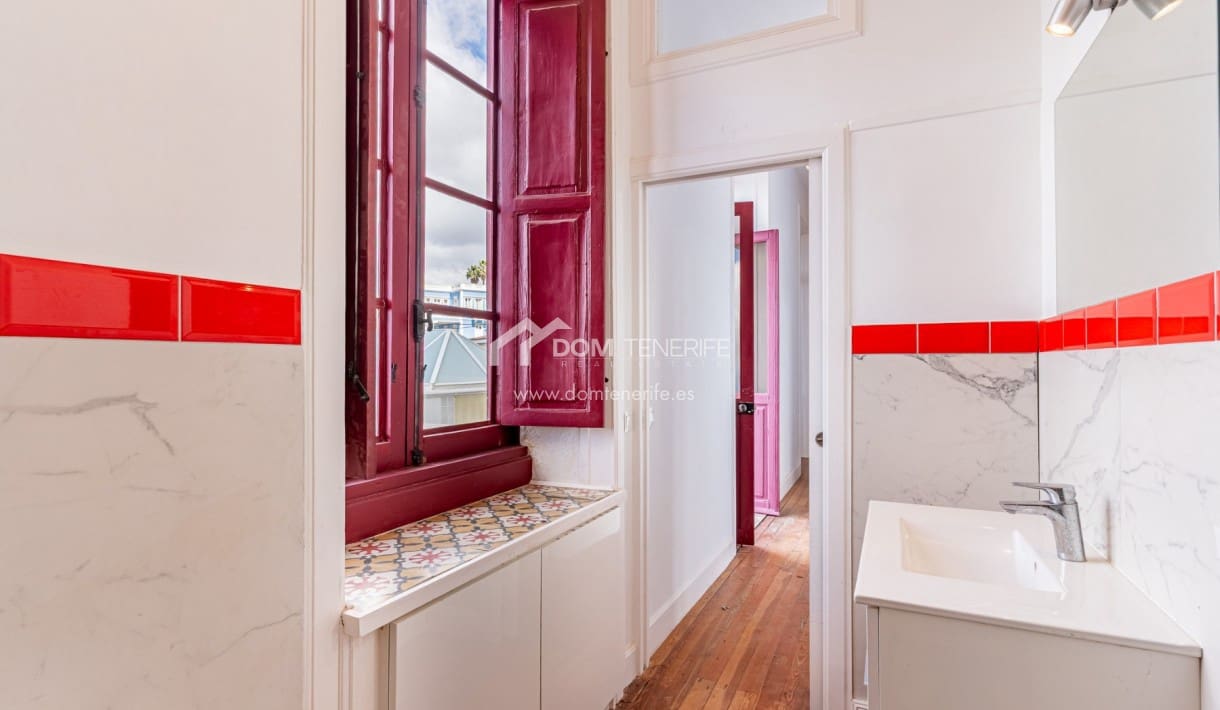 8 soveværelse Finca/Landehus til salg i San Miguel de Abona - € 1.000.050 (Ref: 9942861)