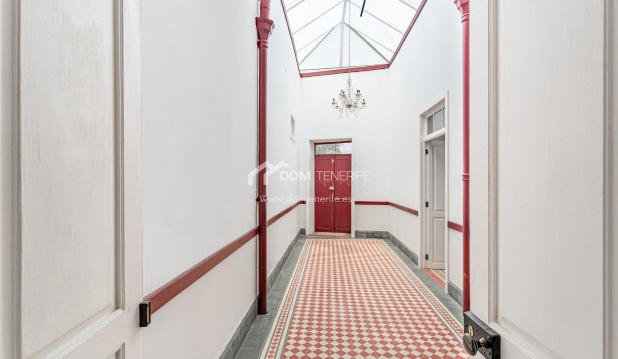 8 soveværelse Finca/Landehus til salg i San Miguel de Abona - € 1.000.050 (Ref: 9942861)