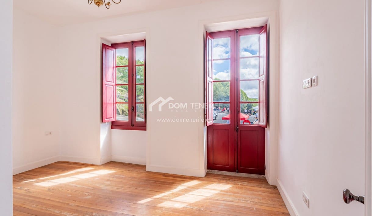 8 soveværelse Finca/Landehus til salg i San Miguel de Abona - € 1.000.050 (Ref: 9942861)