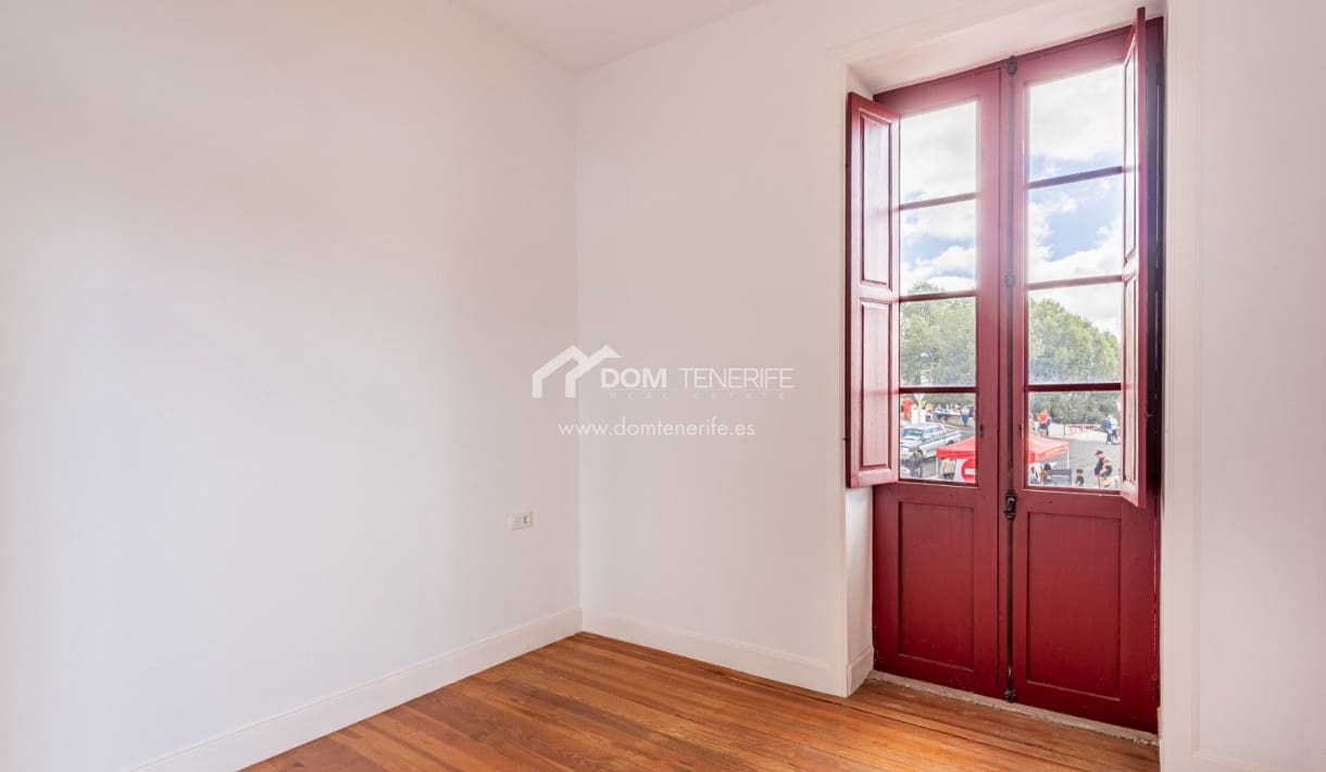 8 soveværelse Finca/Landehus til salg i San Miguel de Abona - € 1.000.050 (Ref: 9942861)