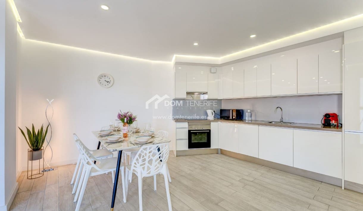 3 sypialnia Apartament na sprzedaż w Playa Paraiso z basenem - 660 000 € (Ref: 9946363)