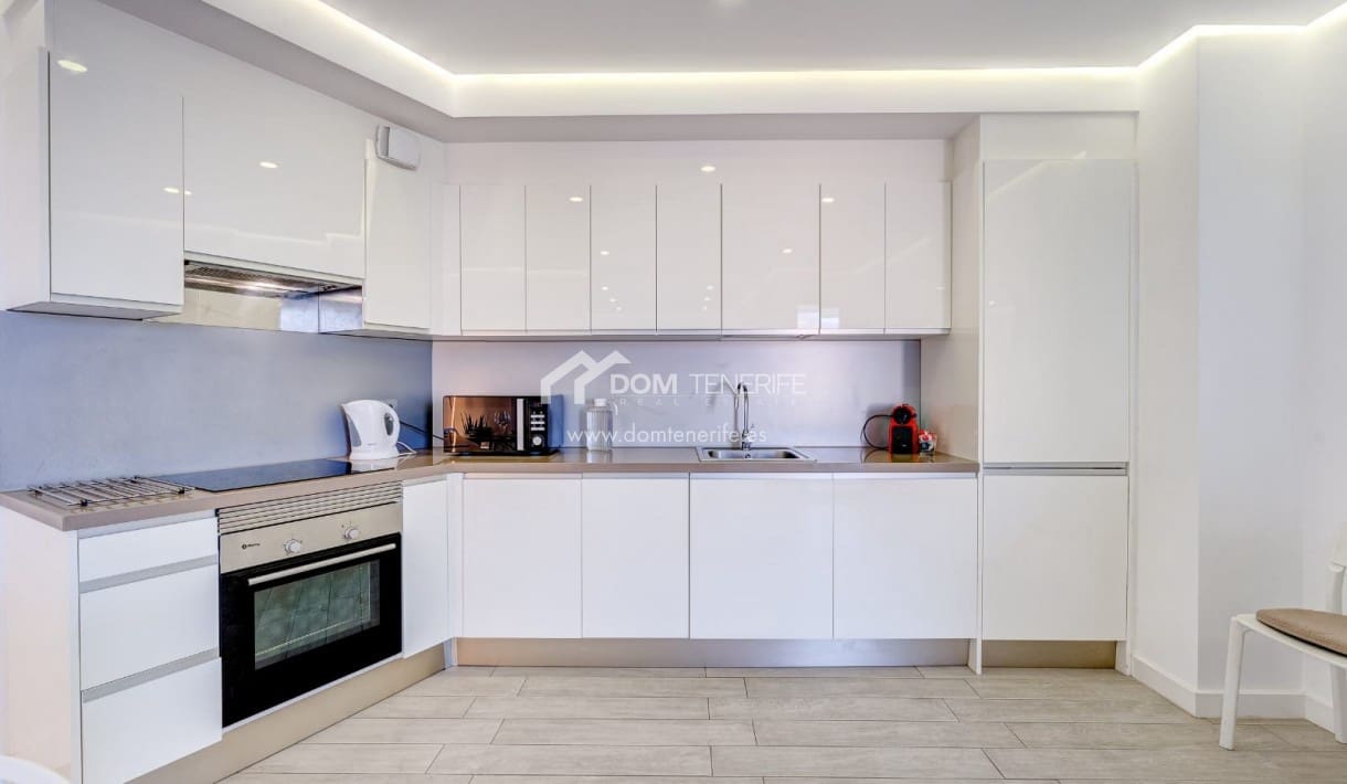 3 sypialnia Apartament na sprzedaż w Playa Paraiso z basenem - 660 000 € (Ref: 9946363)