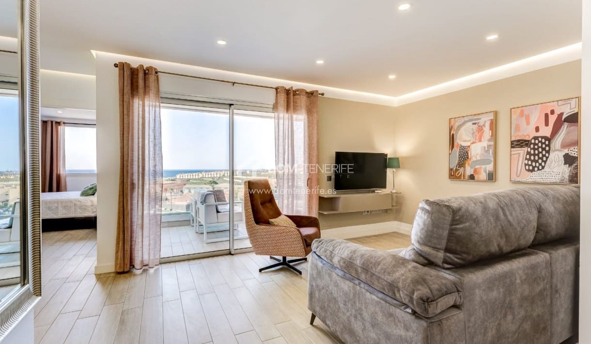 3 sypialnia Apartament na sprzedaż w Playa Paraiso z basenem - 660 000 € (Ref: 9946363)