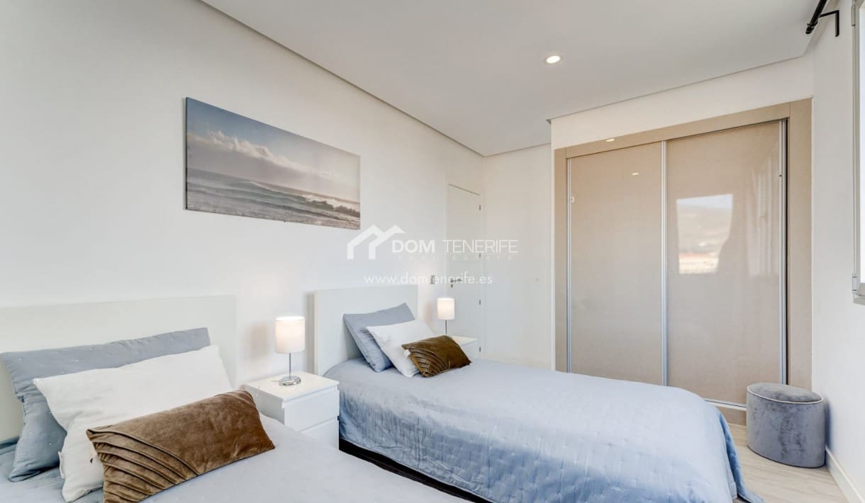 3 sypialnia Apartament na sprzedaż w Playa Paraiso z basenem - 660 000 € (Ref: 9946363)