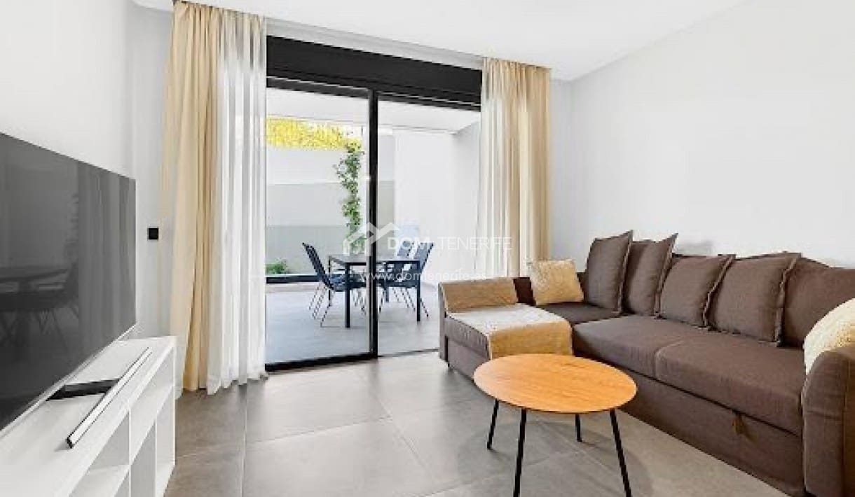 2 bedroom Apartment for sale in El Madronal with pool - € 590,000 (Ref: 9955651)