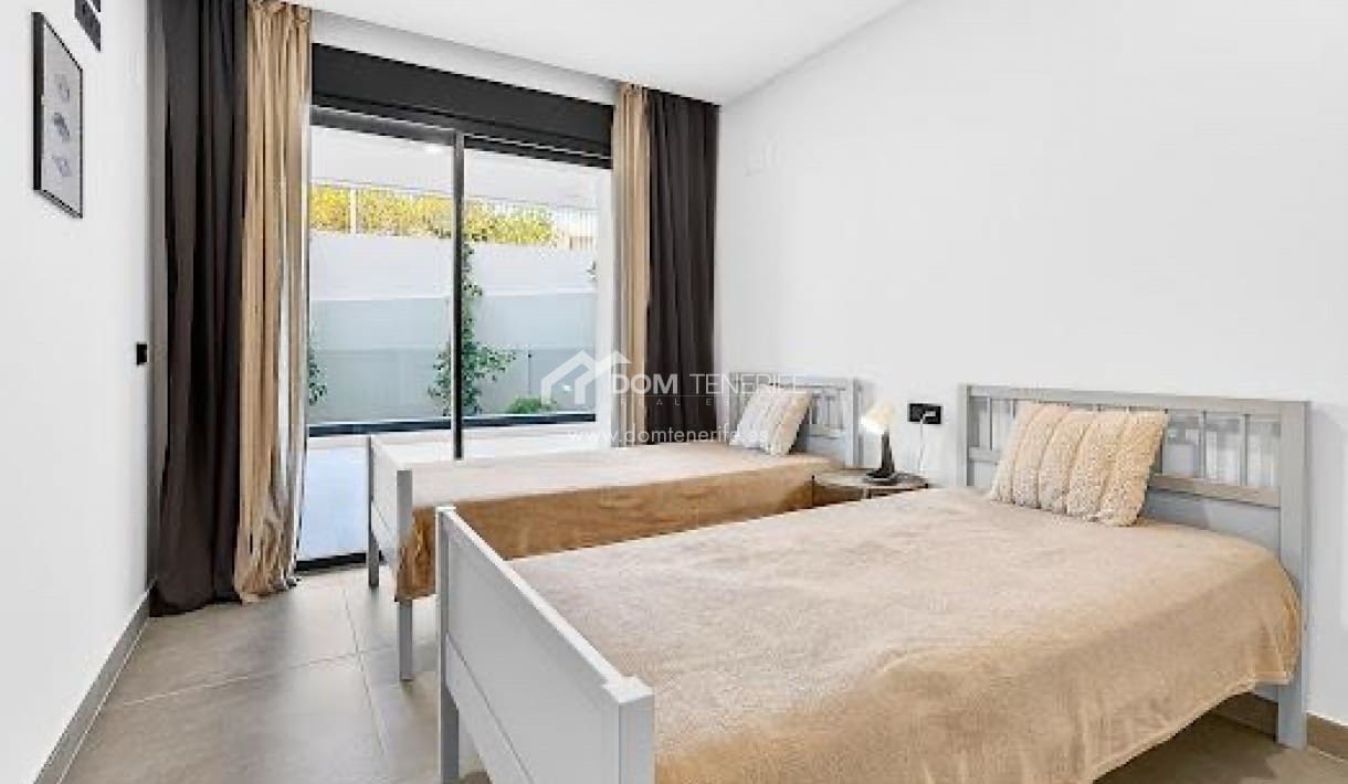 2 bedroom Apartment for sale in El Madronal with pool - € 590,000 (Ref: 9955651)
