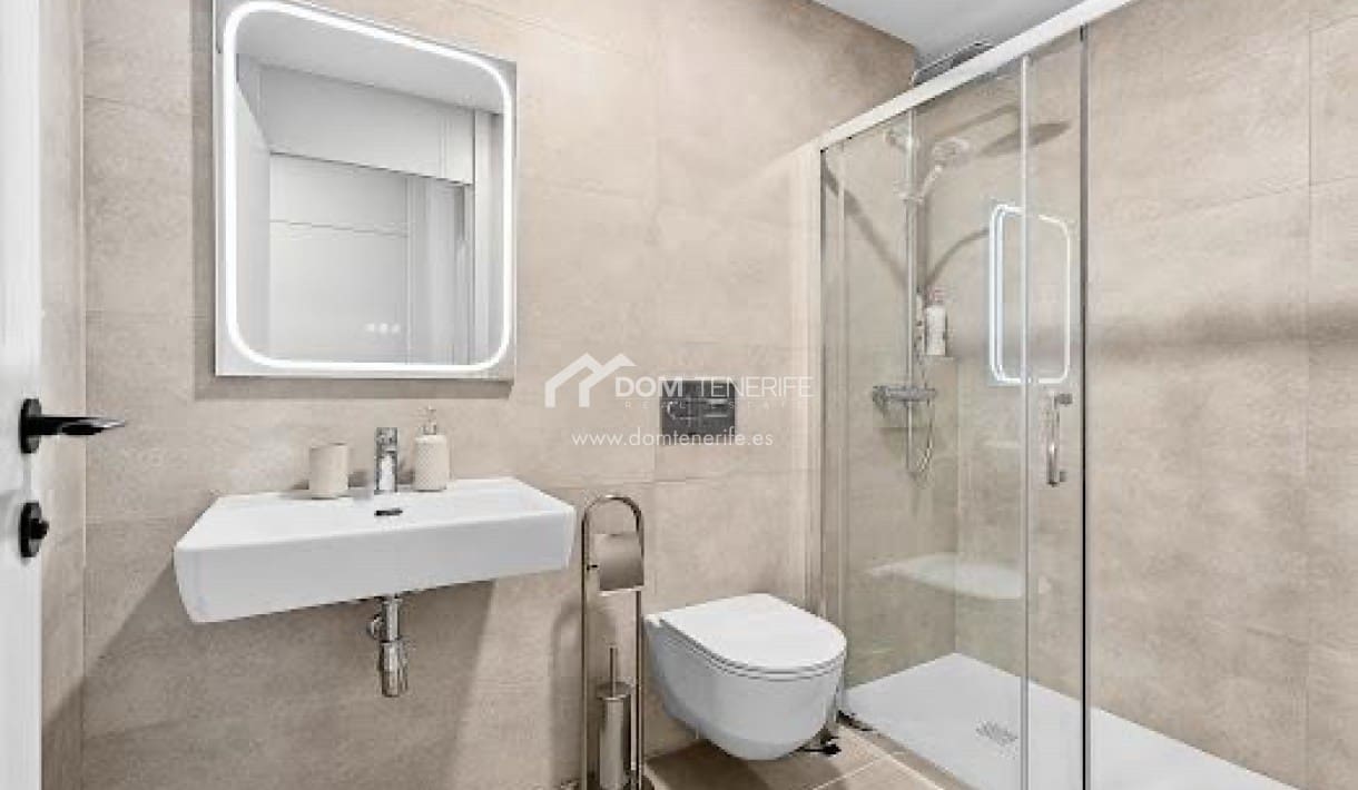 2 bedroom Apartment for sale in El Madronal with pool - € 590,000 (Ref: 9955651)