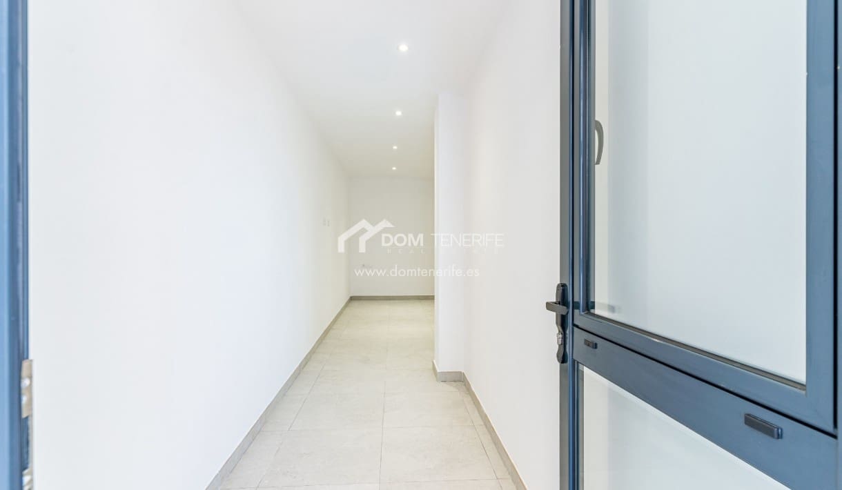 2 sovrum Lägenhet till salu i Playa San Juan med pool garage - 335 000 € (Ref: 9981517)