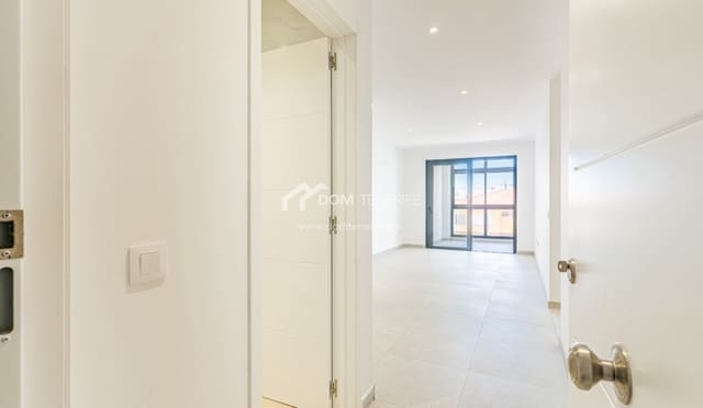 2 soverom Leilighet til salgs i Playa San Juan, Guía de Isora med svømmebasseng garasje - € 335 000 (Ref: 9981517)