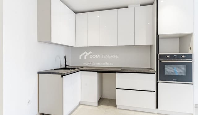 2 soverom Leilighet til salgs i Playa San Juan, Guía de Isora med svømmebasseng garasje - € 335 000 (Ref: 9981517)