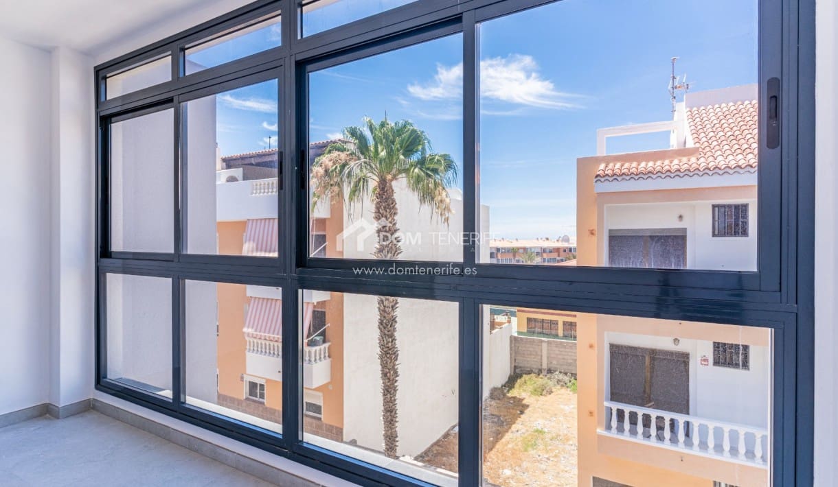 2 sovrum Lägenhet till salu i Playa San Juan med pool garage - 335 000 € (Ref: 9981517)