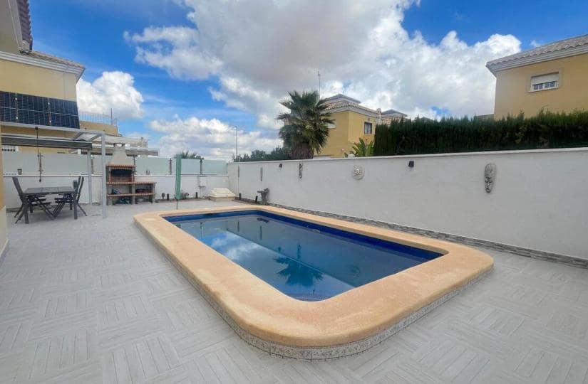 Chalet de 3 habitaciones en Lo Crispin en venta con piscina garaje - 320.000 € (Ref: 9420248)