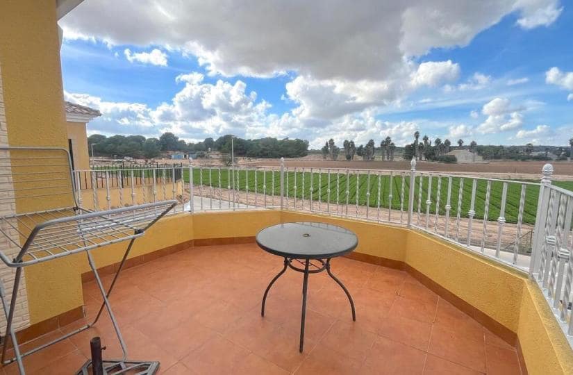 Chalet de 3 habitaciones en Lo Crispin en venta con piscina garaje - 320.000 € (Ref: 9420248)