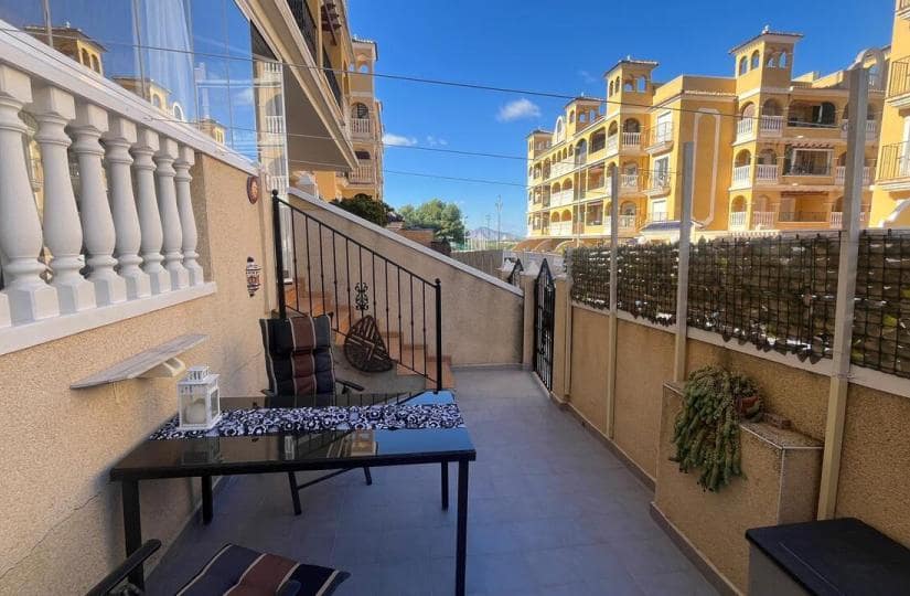 2 bedroom Apartment for sale in Algorfa with pool - € 119,995 (Ref: 9420251)