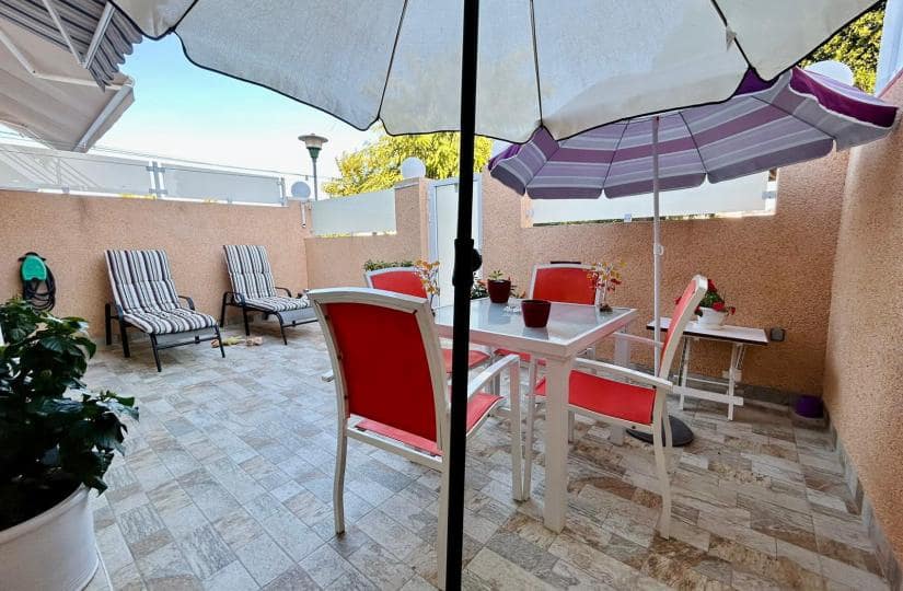 2 bedroom Bungalow for sale in Torrevieja - € 154,900 (Ref: 9420254)