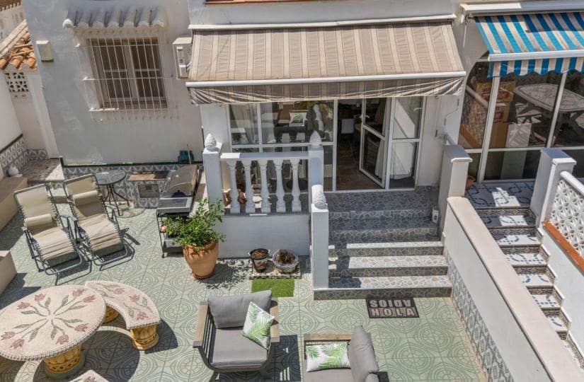 2 sovrum Bungalow till salu i Torrevieja med pool - 145 000 € (Ref: 9420258)