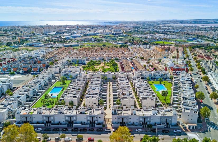 2 soverom Leilighet til salgs i Aguas Nuevas med svømmebasseng garasje - € 284 000 (Ref: 9420260)