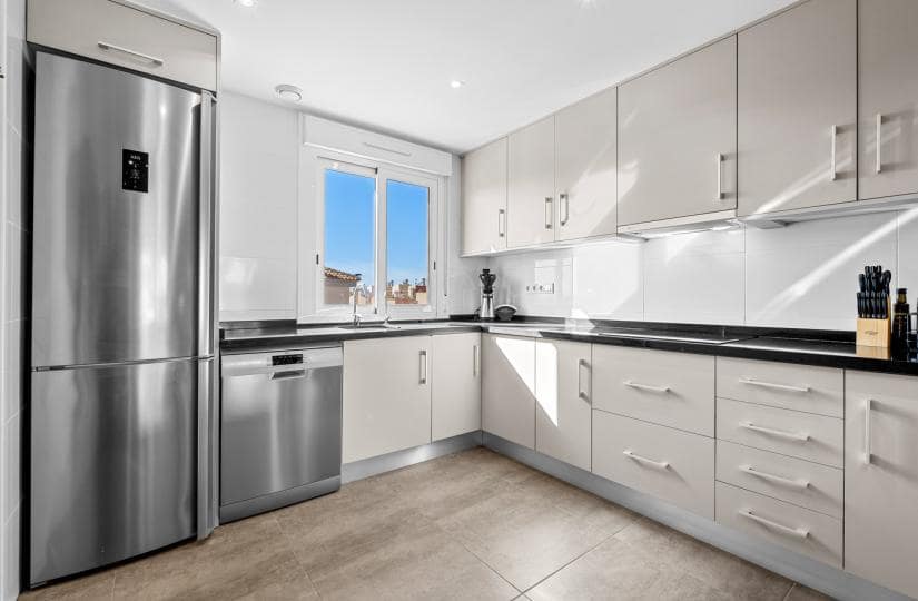 2 soverom Leilighet til salgs i Aguas Nuevas med svømmebasseng garasje - € 284 000 (Ref: 9420260)