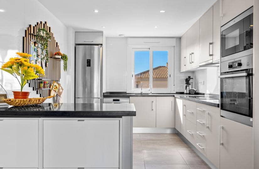 2 soverom Leilighet til salgs i Aguas Nuevas med svømmebasseng garasje - € 284 000 (Ref: 9420260)