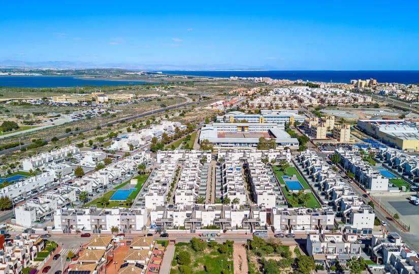 2 soverom Leilighet til salgs i Aguas Nuevas med svømmebasseng garasje - € 284 000 (Ref: 9420260)