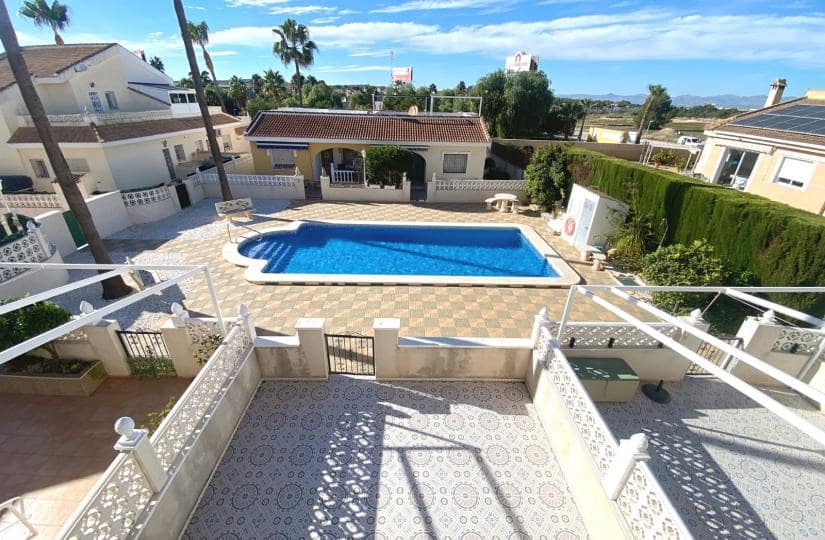 3 soverom Hus til salgs i Benijofar med svømmebasseng - € 199 000 (Ref: 9420262)