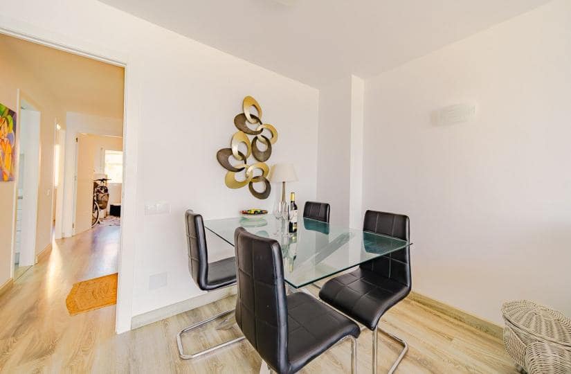 3 slaapkamer Appartement te koop in Torrevieja met zwembad - € 369.000 (Ref: 9420267)