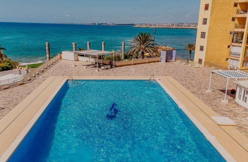 3 slaapkamer Appartement te koop in Torrevieja met zwembad - € 369.000 (Ref: 9420267)