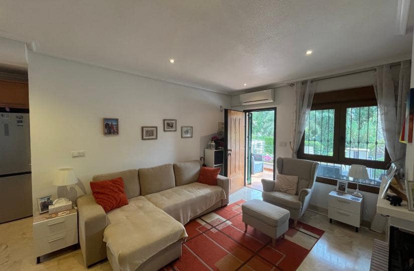 2 makuuhuone Huoneisto myytävänä paikassa Orihuela Costa mukana uima-altaan - 199 995 € (Ref: 9420271)