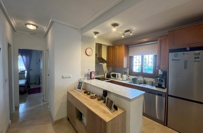 2 makuuhuone Huoneisto myytävänä paikassa Orihuela Costa mukana uima-altaan - 199 995 € (Ref: 9420271)