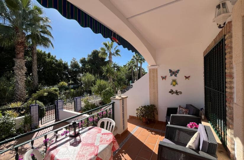 2 makuuhuone Huoneisto myytävänä paikassa Orihuela Costa mukana uima-altaan - 199 995 € (Ref: 9420271)