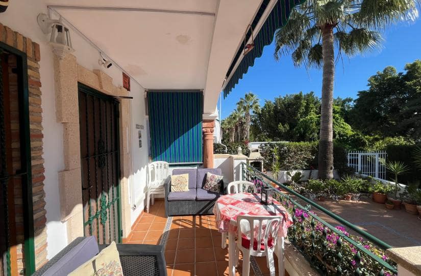 2 makuuhuone Huoneisto myytävänä paikassa Orihuela Costa mukana uima-altaan - 199 995 € (Ref: 9420271)