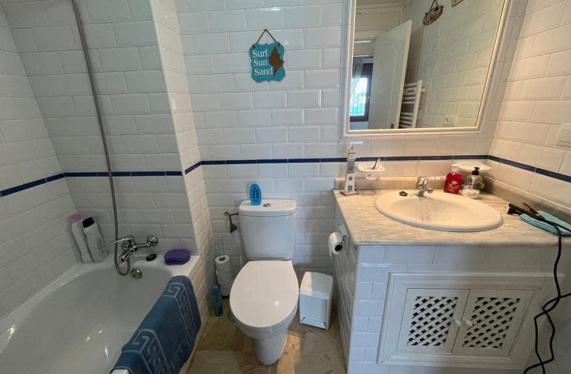 2 makuuhuone Huoneisto myytävänä paikassa Orihuela Costa mukana uima-altaan - 199 995 € (Ref: 9420271)