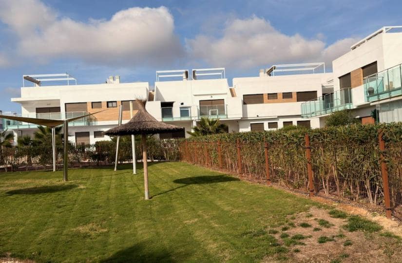 3 bedroom Apartment for sale in Vistabella with pool - € 295,000 (Ref: 9420272)