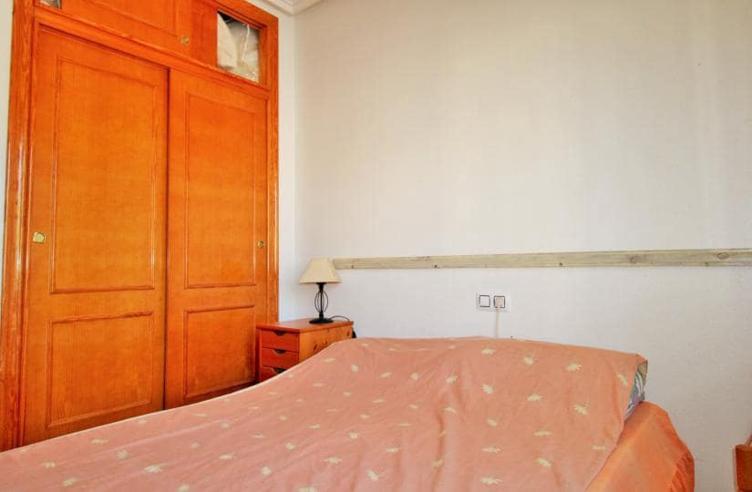 3 soveværelse Byhus til salg i Villamartin med swimmingpool garage - € 249.990 (Ref: 9420277)