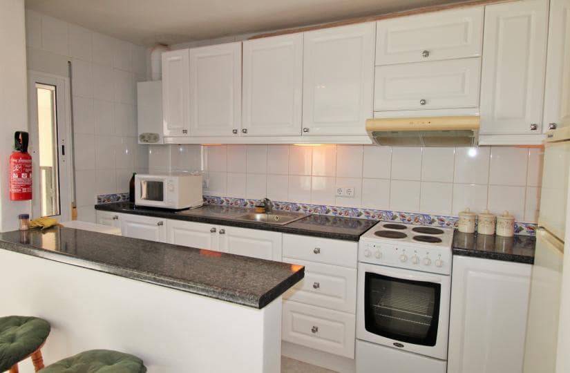 3 soveværelse Byhus til salg i Villamartin med swimmingpool garage - € 249.990 (Ref: 9420277)