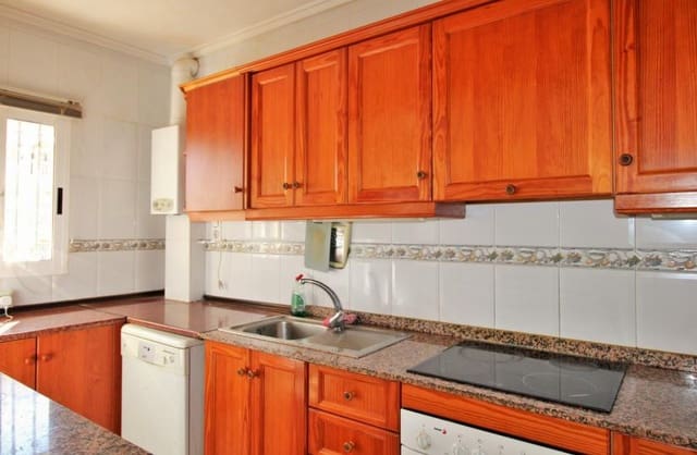 3 soveværelse Byhus til salg i Villamartin, Orihuela med swimmingpool garage - € 249.990 (Ref: 9420277)