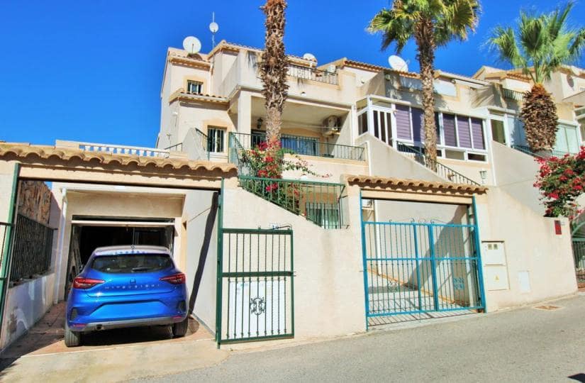 3 soveværelse Byhus til salg i Villamartin med swimmingpool garage - € 249.990 (Ref: 9420277)