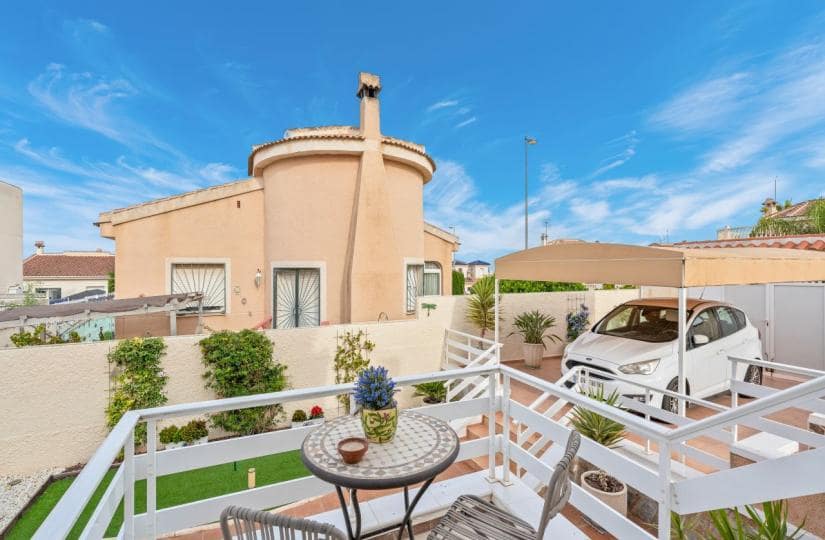 3 bedroom Villa for sale in Rojales with pool garage - € 349,950 (Ref: 9420280)